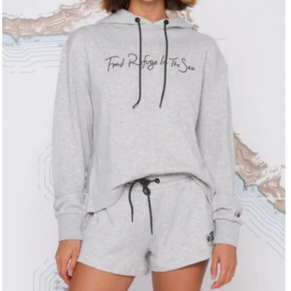 NWT Salty Crew Sand Set Fleece Shorts M