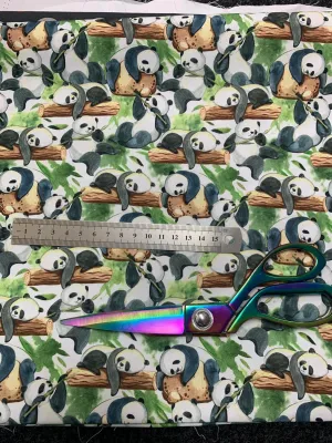 Pandas - Woven