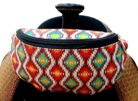 SADDLE POUCH