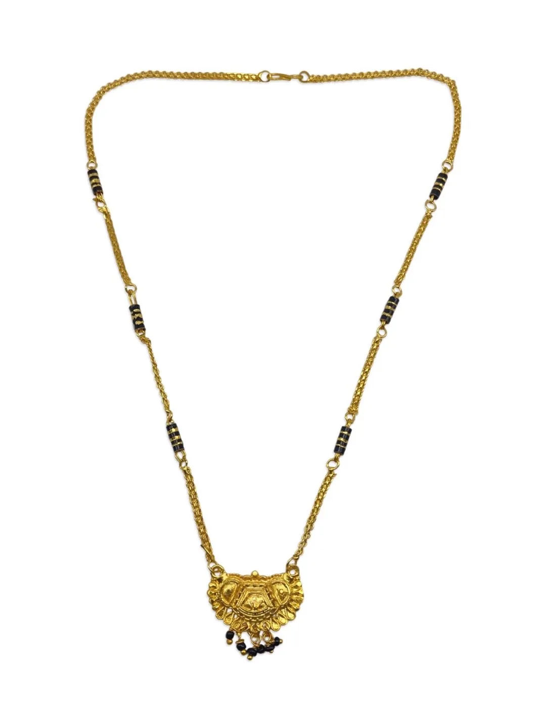 Traditional Marathi Style Short Mangalsutra Designs Gold Pendant Simple Black Beads Gold Chain