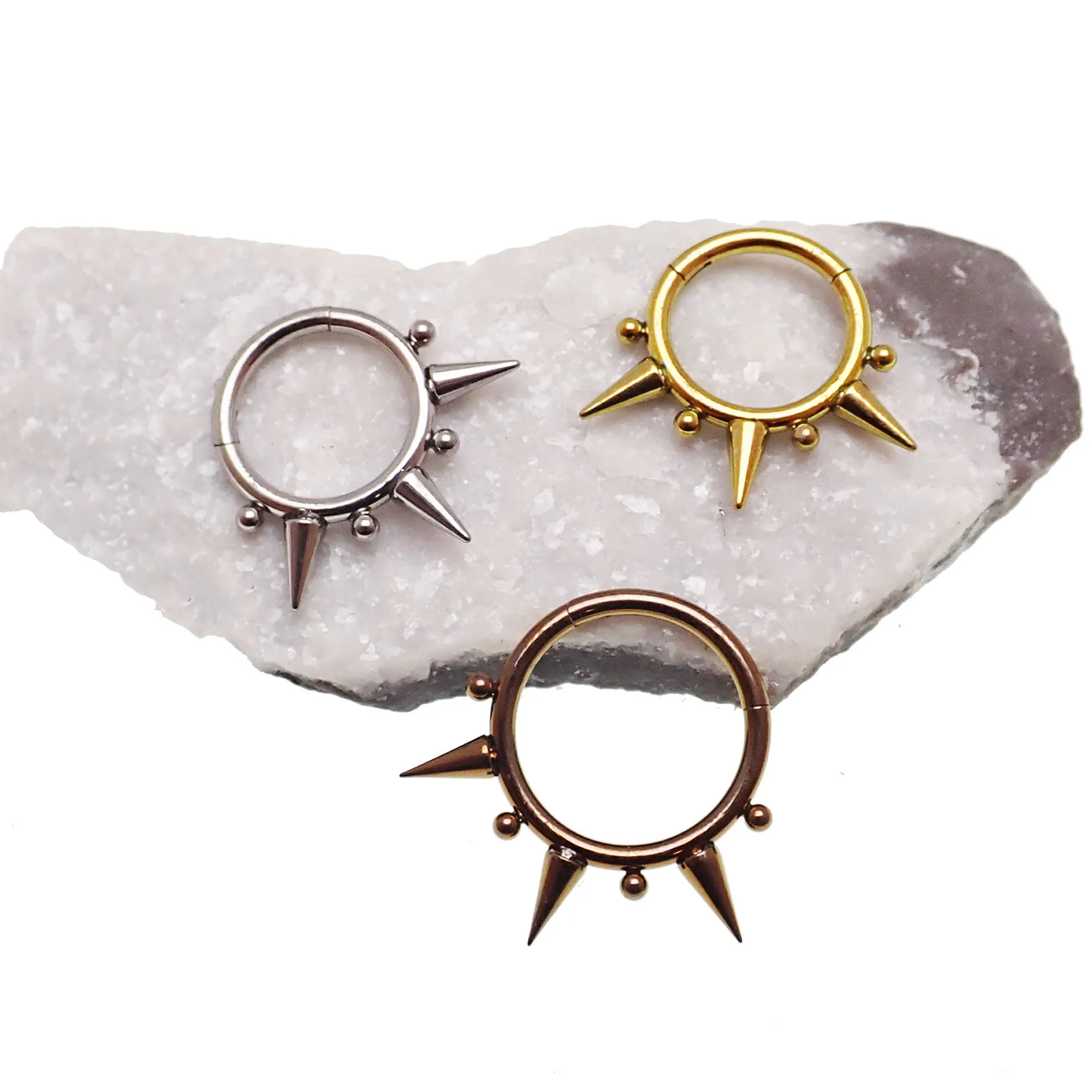 Tri-Spiked Beaded Septum Clicker 16g
