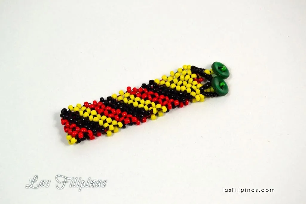 TRIBAL BRACELET - Slender Ethnic Mandaya Beaded Design