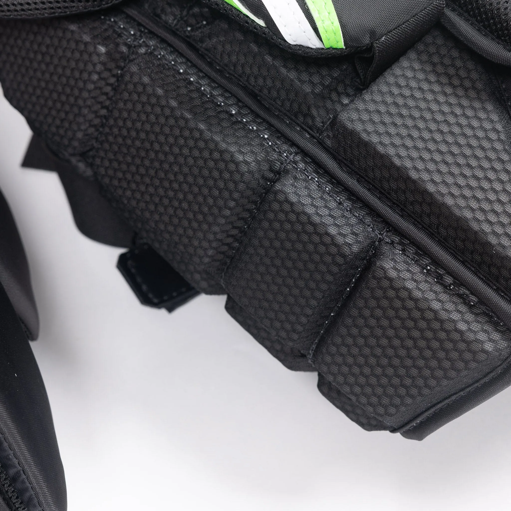 Vaughn Ventus SLR4 Pro Carbon Senior Chest & Arm Protector