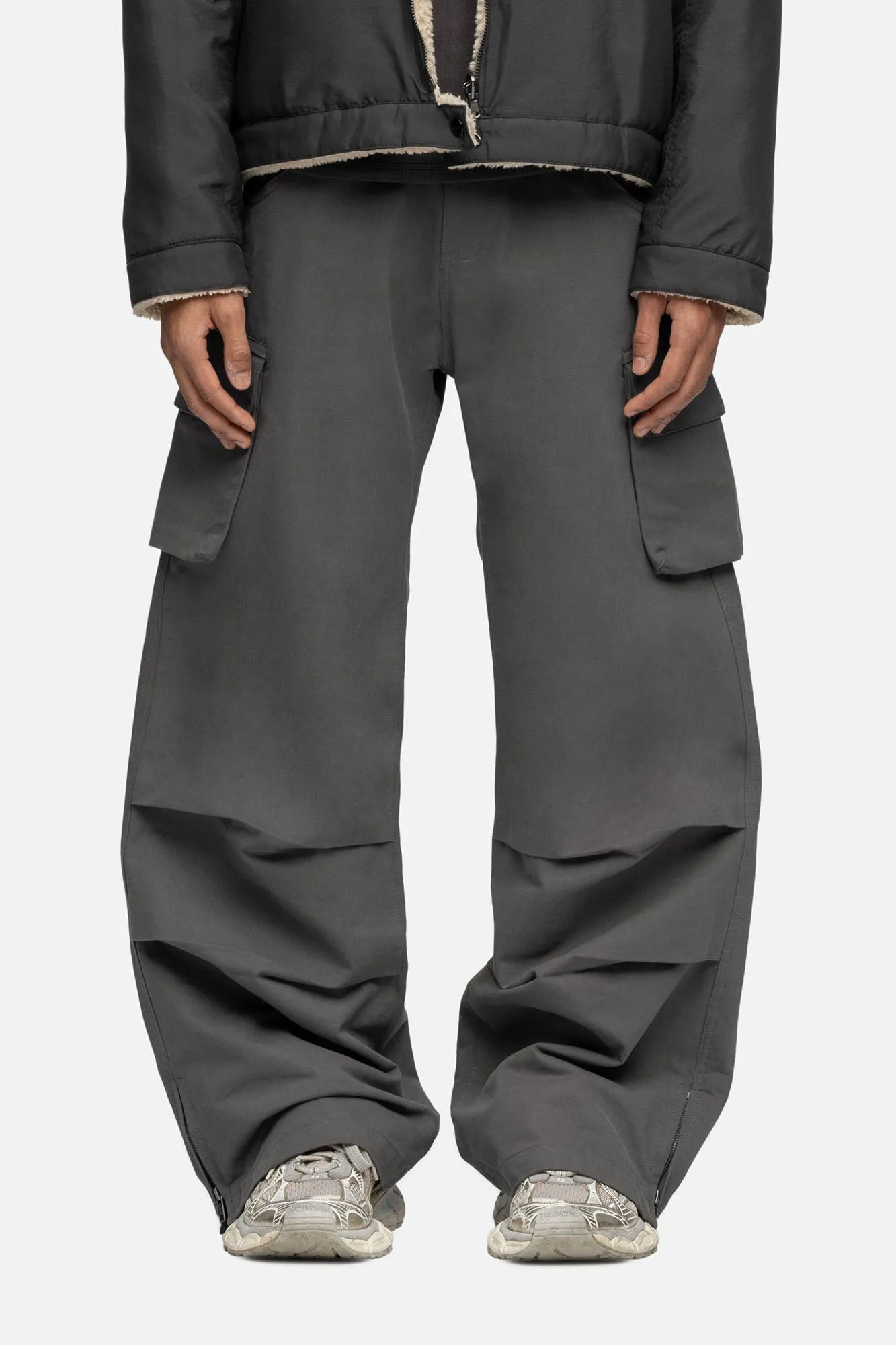 Y5 CARGO CHARCOAL
