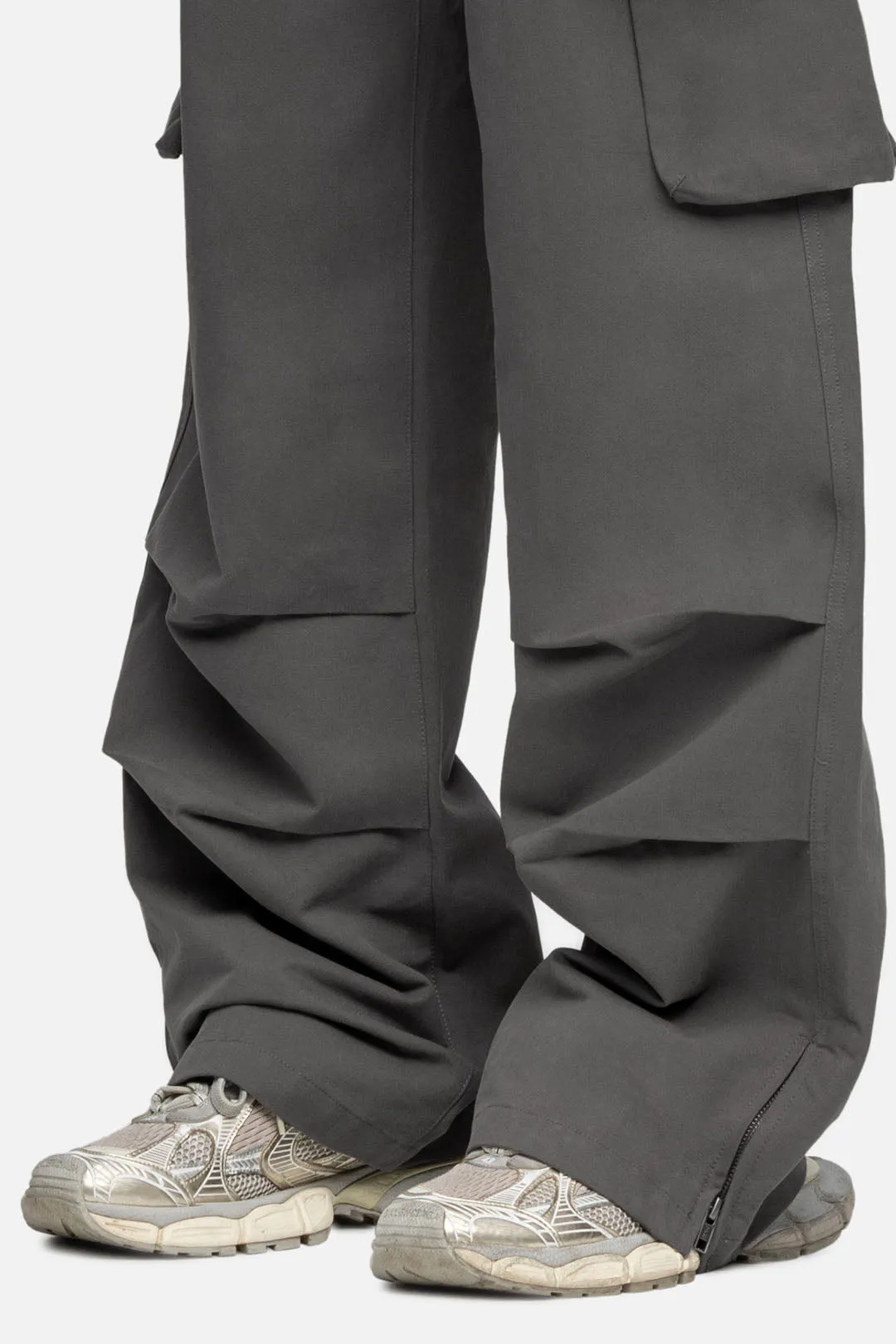 Y5 CARGO CHARCOAL